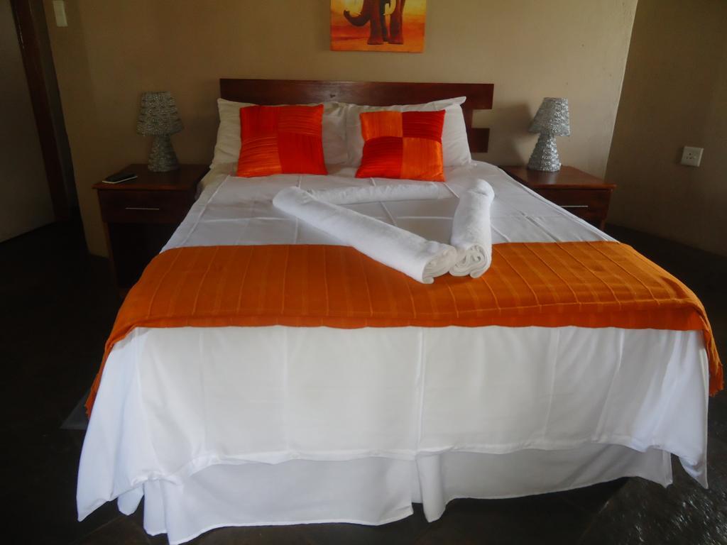 Noma-Nini Lodge White River Extérieur photo
